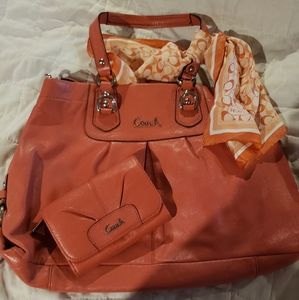 Coral coach purse with wallet